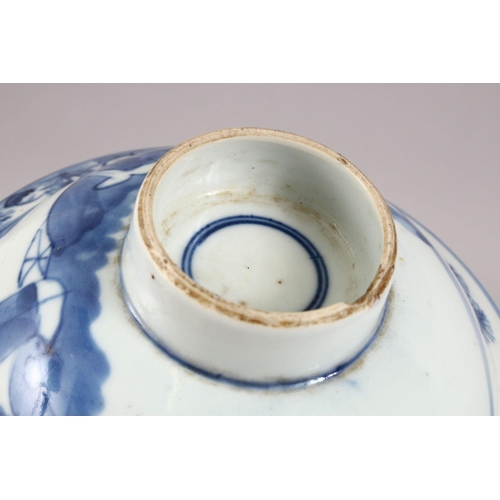 360 - A GOOD 18TH / 19TH CENTURY CHINESE BLUE & WHITE PORCELAIN STEM BOWL, decorated with a roundel of lan... 