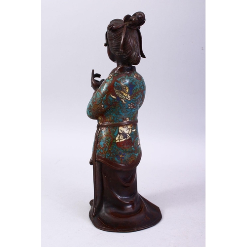 368 - A 19TH CENTURY OR EARLIER CHINESE BRONZE & CLOISONNE FIGURE OF A WOMAN, The robes detailed in cloiso... 