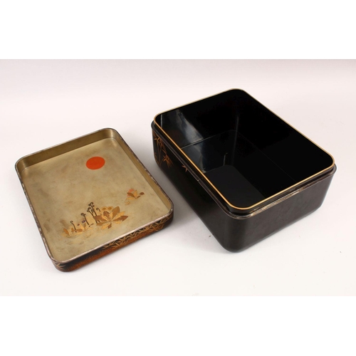 453 - A GOOD JAPANESE MEIJI PERIOD LACQUER & GILT DECORATED LIDDED BOX  the box decorated with gold lacque... 