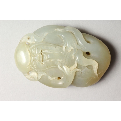 476 - A GOOD CHINESE CARVED JADE PEBBLE OF SHOU LAO, the carving depicting shou lao god of longevity, 7.5c... 