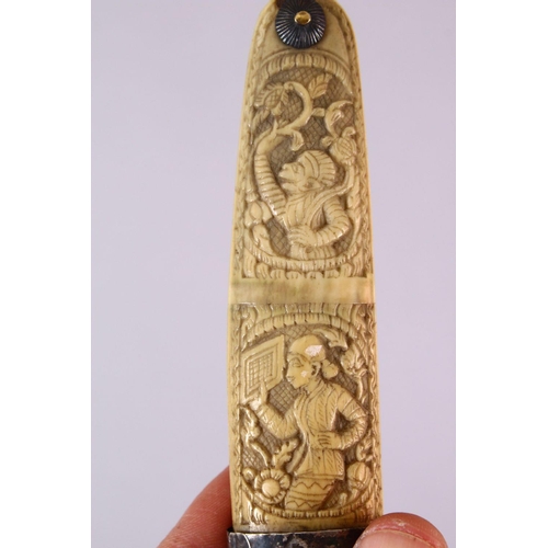 671 - A FINE 18TH / 19TH CENTURY  BURMESE SILVER & GOLD INLAID DAGGER, with a carved ivory scabbard, the h... 