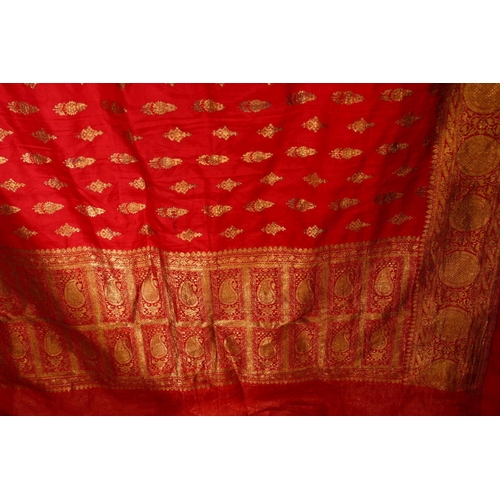 722 - A VERY FINE 19TH CENTURY INDIAN GOLD INLAID SILK TEXTILE, with fine gold embroidery with motif decor... 