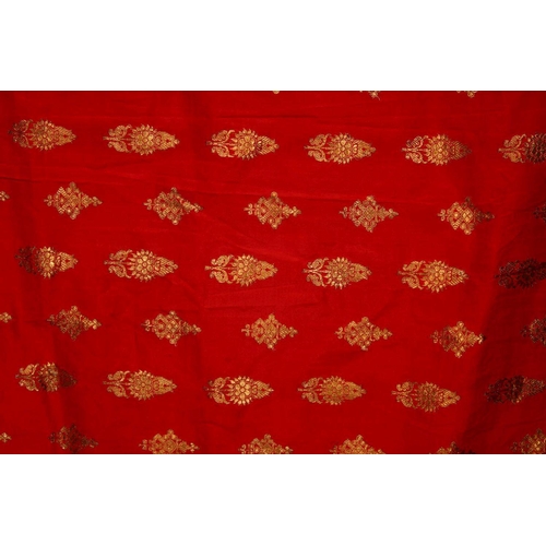 722 - A VERY FINE 19TH CENTURY INDIAN GOLD INLAID SILK TEXTILE, with fine gold embroidery with motif decor... 