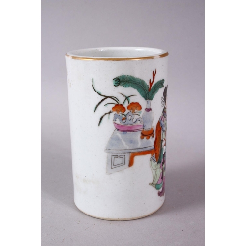 123 - A CHINESE FAMILLE ROSE PORCELAIN BRUSH WASH, painted with two figures in an interior setting, 12cm h... 