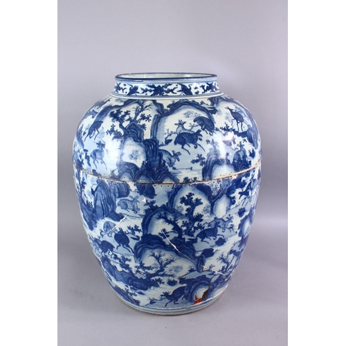 268 - A LARGE CHINESE MING DYNASTY BLUE & WHITE PORCELAIN HUNDRED DEER JAR, the body with fine decoration ... 