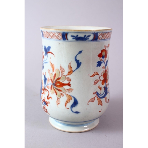 277 - A 18TH/19TH CENTURY CHINESE IMARI PORCELAIN TANKARD, decorated in typical imari palate of flora with... 