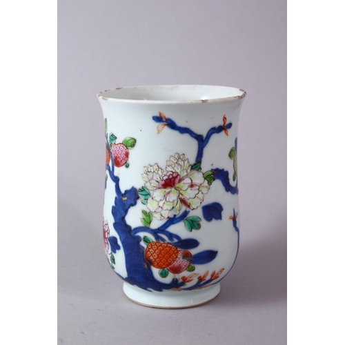 281 - A 18TH/19TH CENTURY CHINESE FAMILLE ROSE FLORAL DECORATED TANKARD, with a ruyi handle, 12.5cm high.