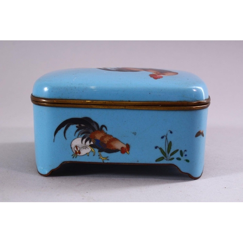 302 - A JAPANESE MEIJI PERIOD CLOISONNE COCKEREL BOX & COVER, the turquoise ground box decorated to the li... 