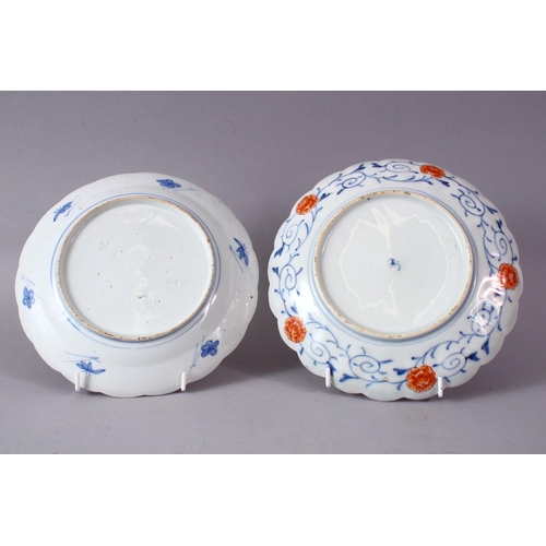 5 - TWO MEIJI PERIOD IMARI PLATES, 20cm and 22cm.