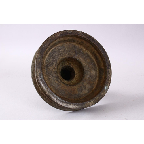 762 - A GOOD INDIAN BRONZE OIL LAMP, Signed and dated to the central section, 17cm high x 13.5cm diameter.