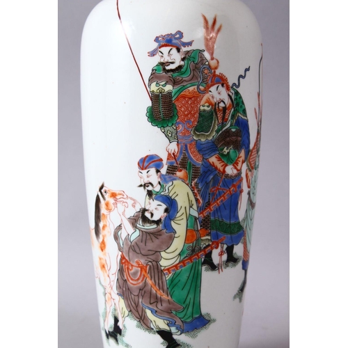 98 - A 19TH/20TH CENTURY CHINESE FAMILLE VERTE PORCELAIN VASE, decorated with scenes of warriors and a ho... 