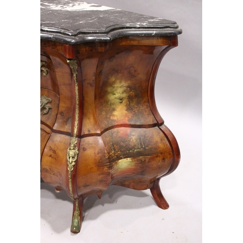 68 - A GOOD 17TH/18TH CENTURY DESIGN ITALIAN BOMBE COMMODE with Serpentine fronted speckled grey marble t... 