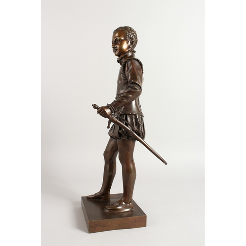 352 - AFTER BARON BOSIO. A FINE BRONZE OF A FRENCH MAN carrying a sword. 19ins high.