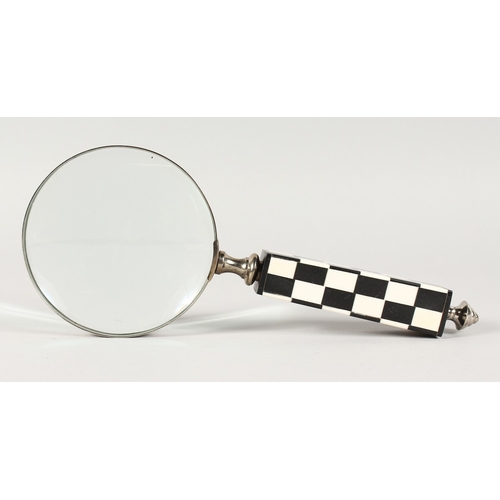 756 - A CHECKERED HANDLED MAGNIFYING GLASS