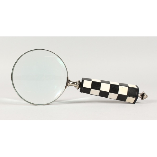 758 - A CHECKERED HANDLED MAGNIFYING GLASS