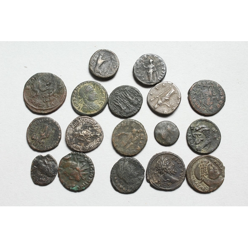 783 - A SMALL COLLECTION OF ROMAN AND GREEK CLASSIC SILVER  AND BRONZE COINS (16)