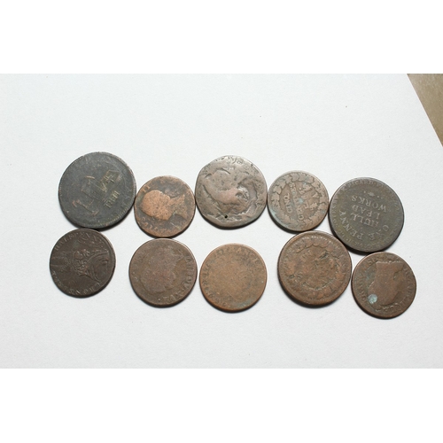 788 - A SMALL COLLECTIONS OF BRONZE COINS AND TOKENS