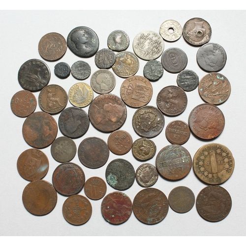 790 - A MIXED LOT OF TOKENS AND COINAGE SOME ROMAN AND EARLY ENGLISH