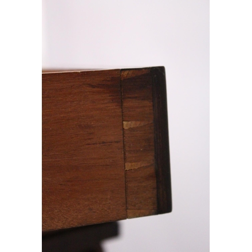 1034 - A GOOD LATE REGENCY ROSEWOOD THREE TIER WHAT-NOT, with pierced gallery, three shelves, the centre on... 