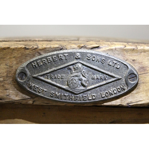 1090 - A RARE VICTORIAN BUTCHERS CHOPPING BLOCK by Herbert & Sons Ltd, West Smithfield, London. 2ft square,... 