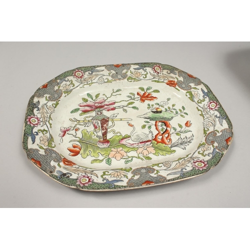 1182 - A MASONS IRONSTONE GREYISH JAPAN PATTERN TUREEN, COVER AND STAND. 12ins high.