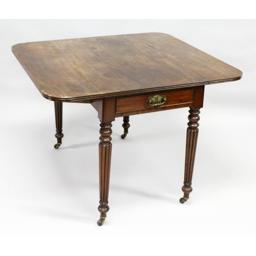 1017 - AN EARLY 19TH CENTURY MAHOGANY PEMBROKE TABLE, with a drawer to one end, on reeded, tapering legs wi... 