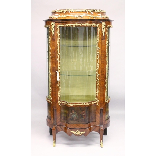 1036 - A 19TH CENTURY FRENCH ROSEWOOD AND ORMOLU MOUNTED VITRINE with a shaped single three quarter glazed ... 