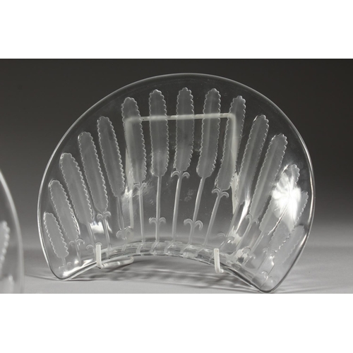 1078 - A PAIR OF LALIQUE HALF MOON SHAPED DISHES 8ins.