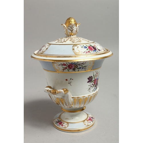 1094 - A CHAMBERLAIN'S WORCESTER SAUCE TUREEN AND COVER painted with flowers under a light blue border, bla... 