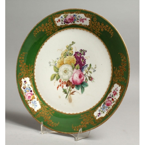 1107 - AN EARLY 19TH CENTURY PARIS PORCELAIN PLATE decorated in the workshop of Feuillet, with a large bouq... 