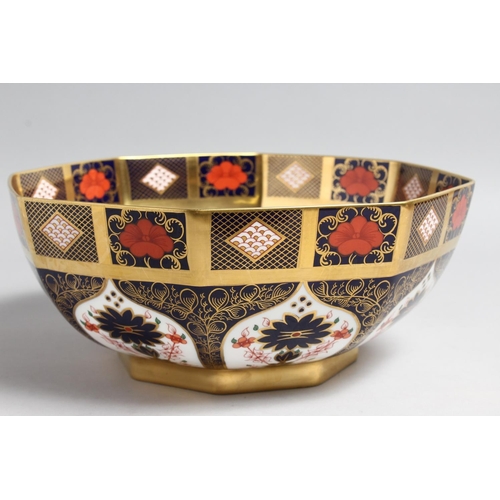 1152 - A LARGE ROYAL CROWN DERBY OCTAGONAL JAPAN PATTERN FRUIT BOWL,  OLD IMARI PATTERN No. 1128. 11ins dia... 