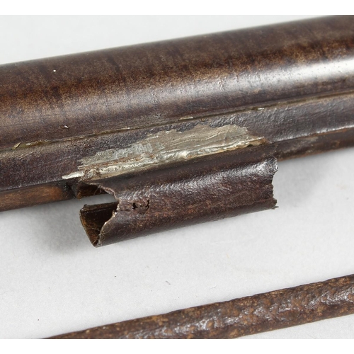 1346 - A 19TH CENTURY PERCUSSION WILDFOWLING PIECE, with full walnut stock, hexagonal to round barrel, ram ... 