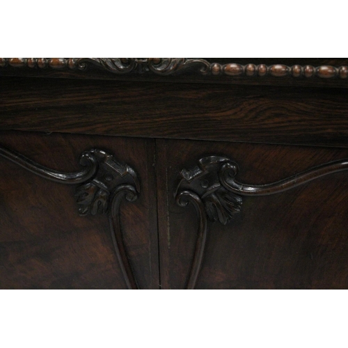 1025 - A GOOD 19TH CENTURY ANGLO INDIAN ROSEWOOD SECRETAIRE CABINET, the upper section with moulded and car... 