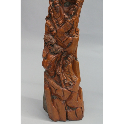 1043 - A VERY LARGE CHINESE ROOTWOOD CARVED SCULPTURE. 5ft 10ins high.