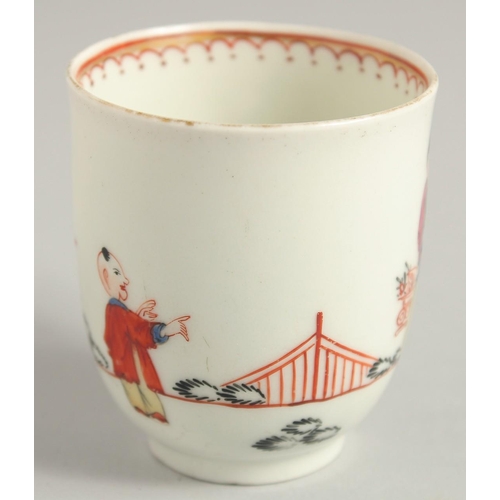 1110 - AN 18TH CENTURY WORCESTER COFFEE CUP painted in colour with three Oriental figures.