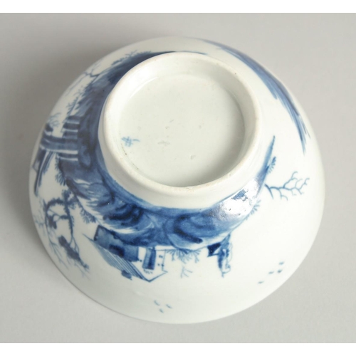 1113 - AN EARLY 18TH CENTURY WORCESTER BOWL finely painted in underglaze blue with the Gazebo pattern.