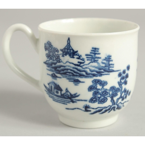 1128 - AN 18TH CENTURY WORCESTER COFFEE CAN printed with 'the earliest Worcester blue and white print' the ... 