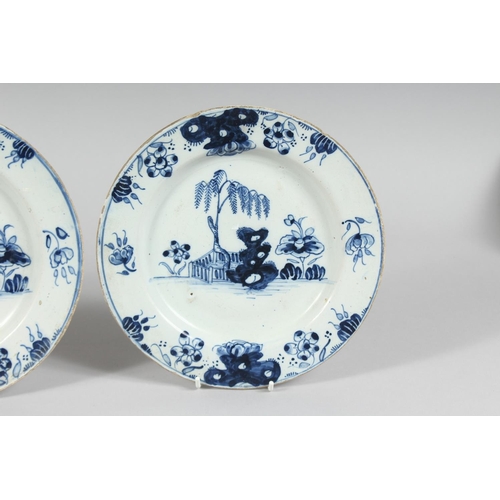 1156 - THREE 19TH CENTURY TIN GLAZE PLATES with Chinese design. 8.5ins diameter.