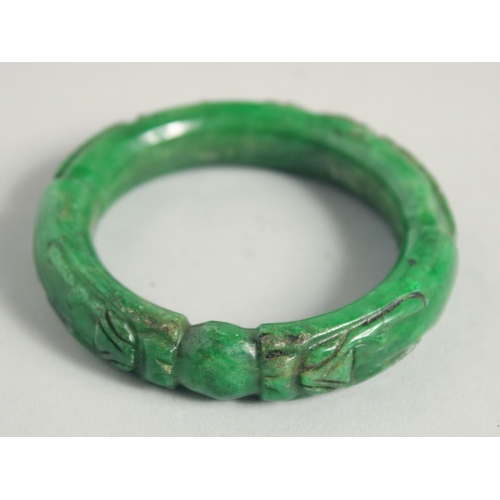 1245 - A CHINESE BANGLE.