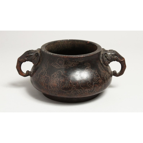 1268 - A GOOD CHINESE CIRCULAR BRONZE TWO HANDLED CENSER with elephant handles and inlaid with silver. 6.5i... 