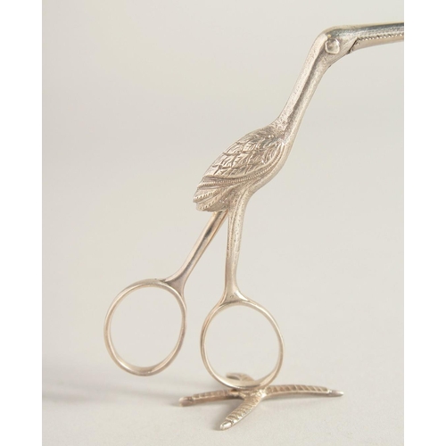 1914 - AN UNUSUAL PAIR OF GEORGE III STORK TWEEZERS OR SCISSORS. London 1790