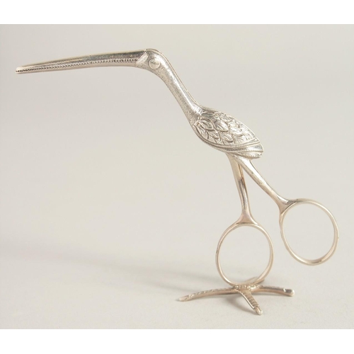 1914 - AN UNUSUAL PAIR OF GEORGE III STORK TWEEZERS OR SCISSORS. London 1790