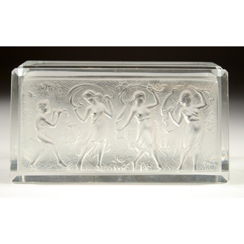 1092 - A GOOD FROSTED GLASS RECTANGULAR BOX AND COVER, the lid with the Three Graces, dancing, followed by ... 