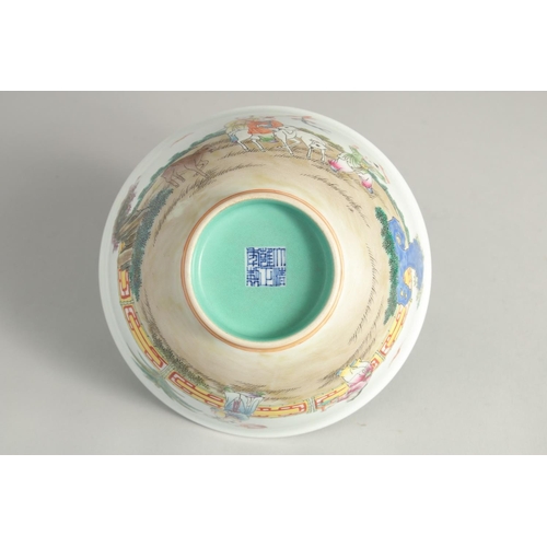 1252 - A CHINESE FAMILLE ROSE PORCELAIN BOWL the interior with turquoise glaze. 17cm diameter.