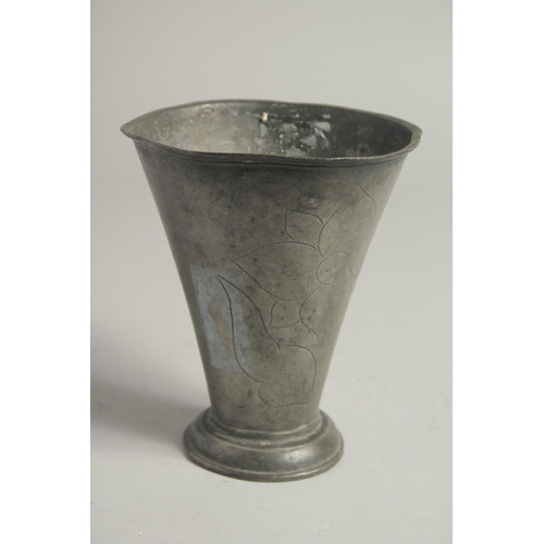 1338 - A 17TH CENTURY DUTCH WRIGGLESWORTH BEAKER. 5.5ins high.