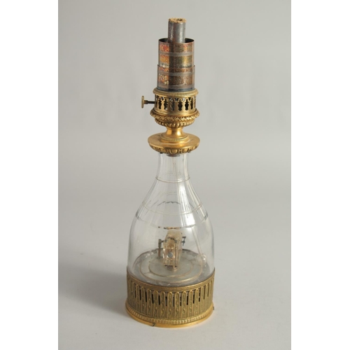 1426 - A RARE CASTLE MERCURY LAMP in the form of a decanter.