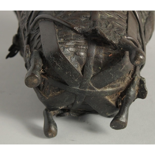 1459 - A PAIR OF ORIENTAL FRENCH BRONZE BASKETS with leaves and locks. 6ins high.