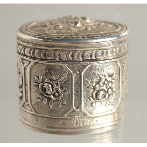 1564 - A SMALL FRENCH OVAL SILVER BOX AND COVER 1.25ins and a heart shaped box. (2).