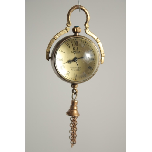 1583 - A MINIATURE BALL WATCH. 1in.