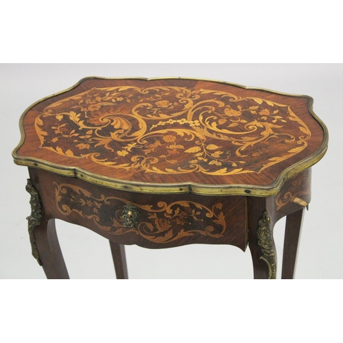 1007 - A GOOD 19TH CENTURY FRENCH ROSEWOOD AND MARQUETRY INLAID TABLE with shaped top, single drawer, on cu... 